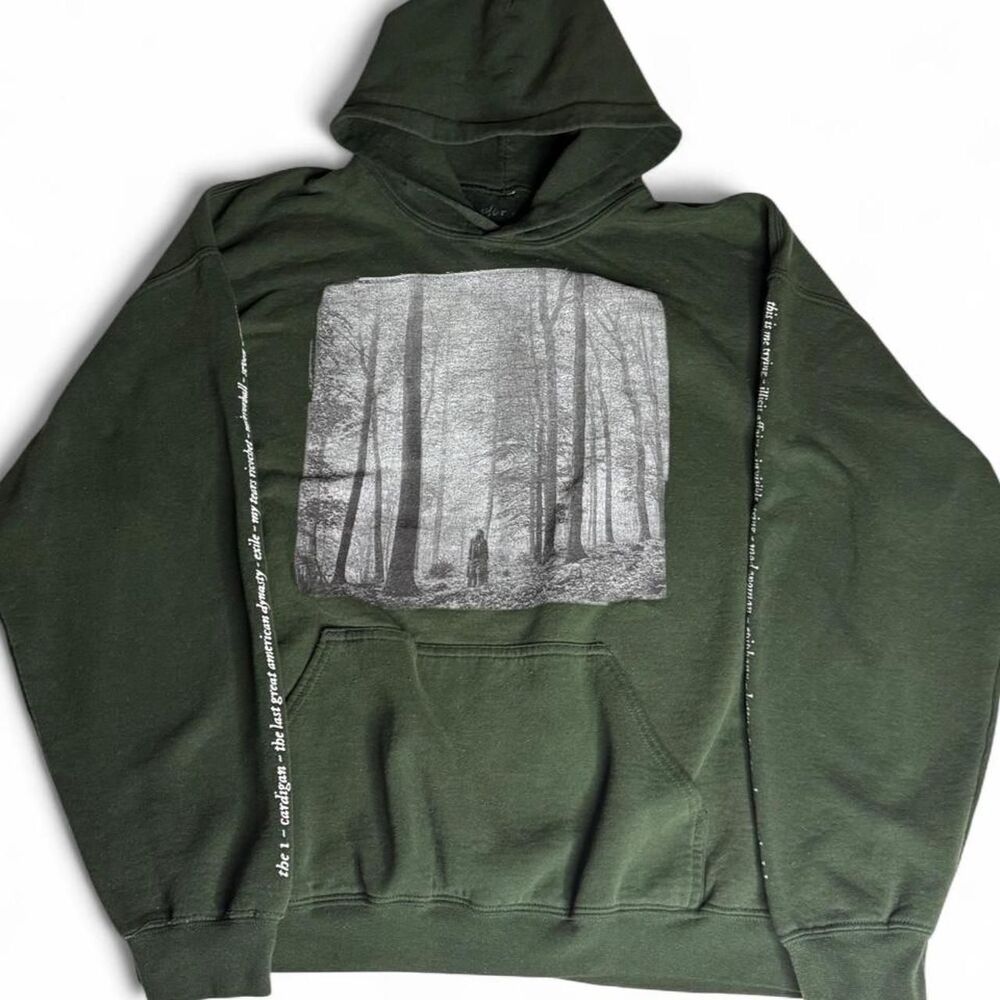Rare Official Taylor Swift Folklore "In the Trees" Forest Green Hoodie in size